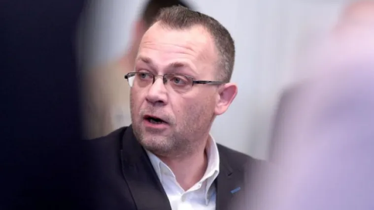 'Pa ne može on kadrovirati Vladu!'