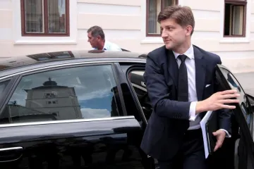 Prosječna plaća raste za 300 kuna, a onda od 15 tisuća za finih 2000 kuna