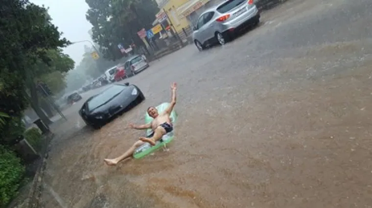 Neki Porečani se ne brinu o bujicama i skupim automobilima