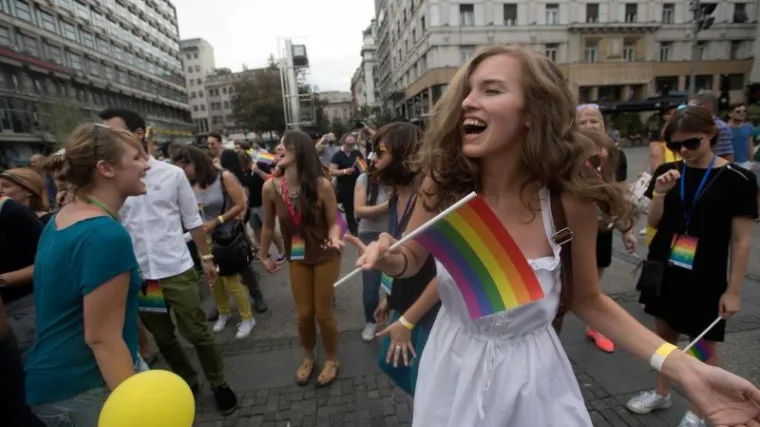 Ovogodi&scaron;nji Pride pro&scaron;ao bez incidenata, osiguravalo ga 5000 policajaca