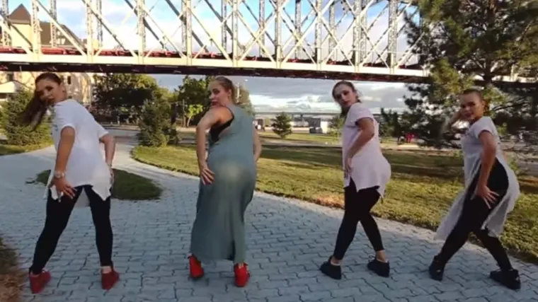 Pravo vrijeme da se baci malo uličnog mrdoguza