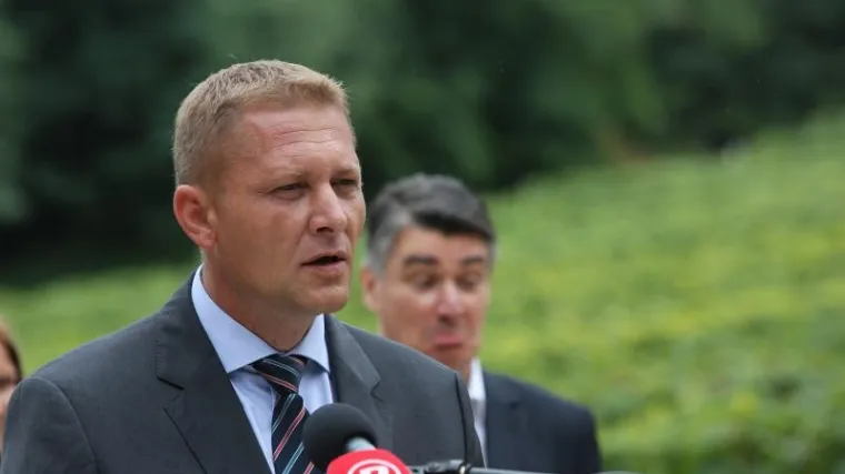 Maras vi&scaron;e ne želi koalicije, Kosor ironično 'zakucala' HSS