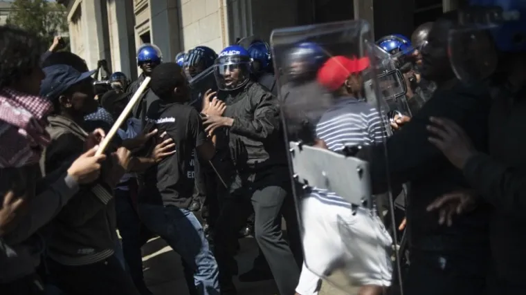 Američka policija ponovno ubila crnca, u neredima 12 ozlijeđenih