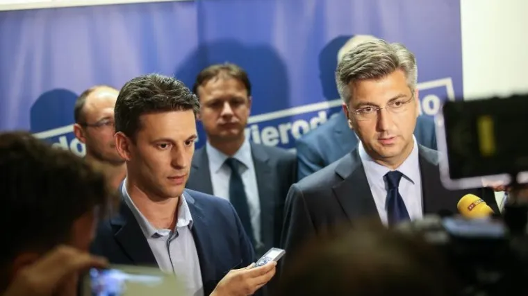 Petrov upozorava: 'Još ne možemo konačno konstatirati da će Most i HDZ formirati vlast'