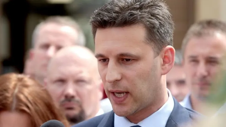 'Jo&scaron; nije sigurno tko će formirati vlast u Hrvatskoj'