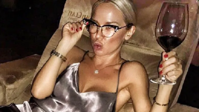 Maja &Scaron;uput ne zamara se no&scaron;enjem grudnjaka