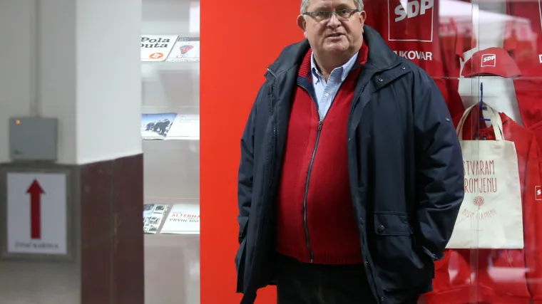 Obersnel autom oborio pje&scaron;akinju na pje&scaron;ačkom prijelazu pa je sam odvezao u bolnicu