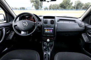 POUZDANA I JEFTINIJA OD KONKURENCIJE: Off-road vožnja u Daciji Duster URBAN Explorer je prava poslastica