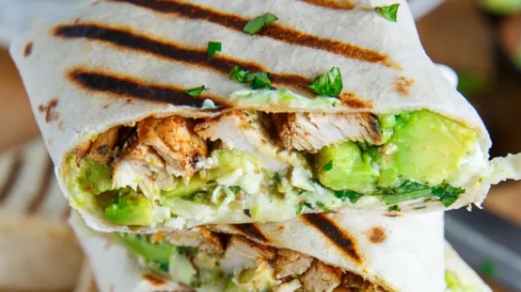 Brzinski ručak: Tortilje s piletinom, sirom i avokadom