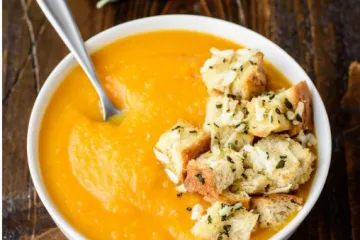 Brzinski ručak: Gusta juha od buče s krutonima