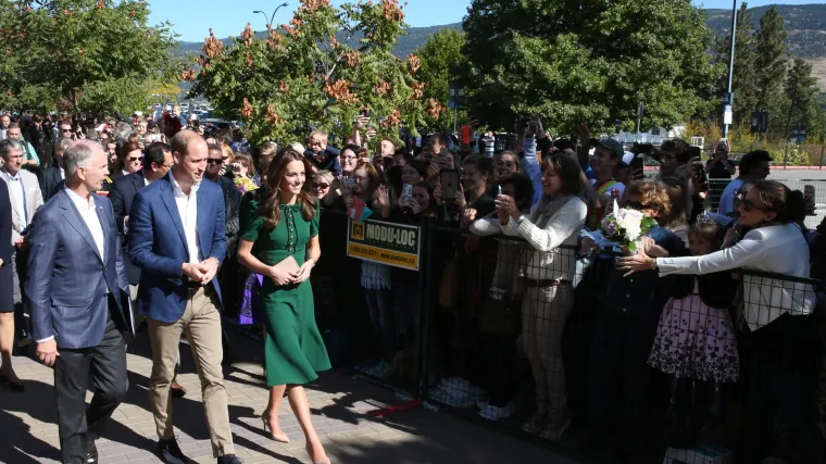 William i Kate stigli u grad koji su Charles i Diana posjetili prije 30 godina: za princem se okretale glave