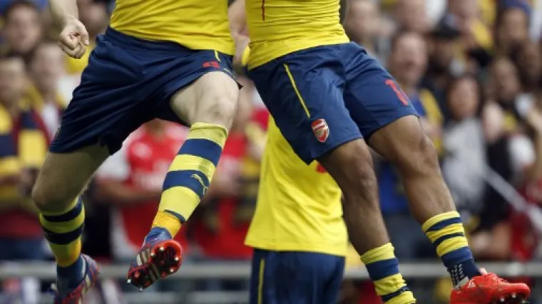 Topnici na Emiratesu istrčali u rezervnim dresovima