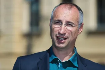 'Ovo je apsurdno, mislio sam da je va&scaron;a izjava s NewsBara!'