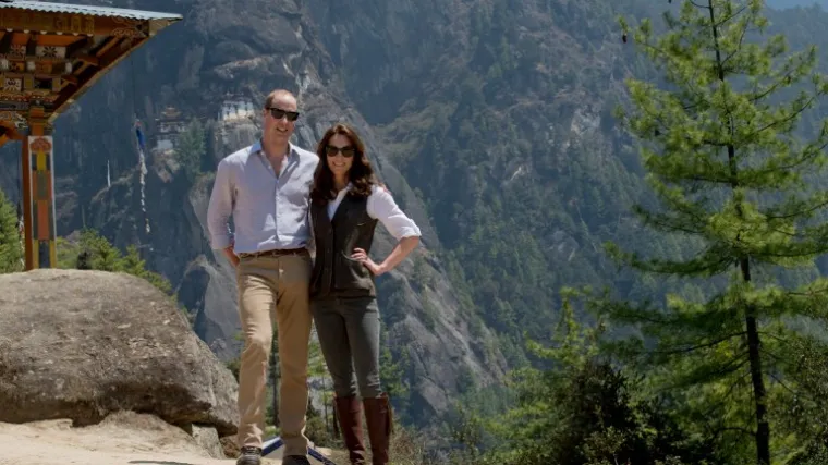 Kate Middleton toliko obožava ove smeđe čizme da se od njih ne odvaja već 12 godina