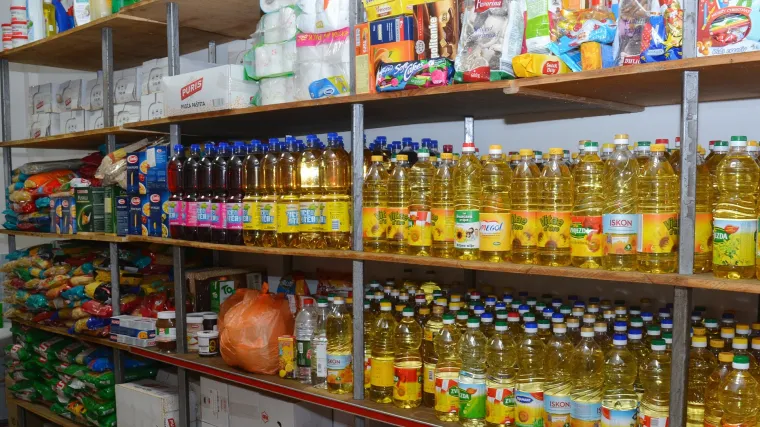 Iako su trgovci u Hrvatskoj od lani oslobođeni plaćanja PDV-a na doniranu hranu, ona se i dalje baca