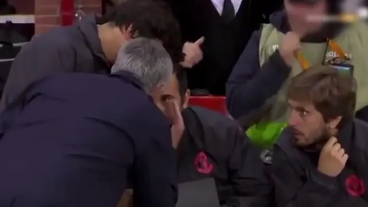 Kako to izgleda kad Mourinho bjesni sad je osjetio i član njegova tima