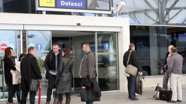 Zbog četiri riječi na slovenskom jeziku izgubili posao od 350 milijuna kuna!