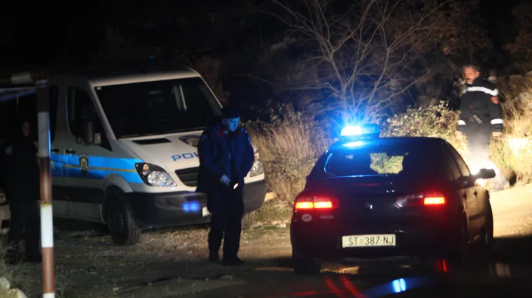 Ubojstvo kraj Klisa: mu&scaron;karac preminuo u bolnici nakon &scaron;to mu je član &scaron;ire obitelji zabio nož u prsa
