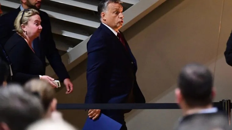 Orban stao pred kamere nakon poraza