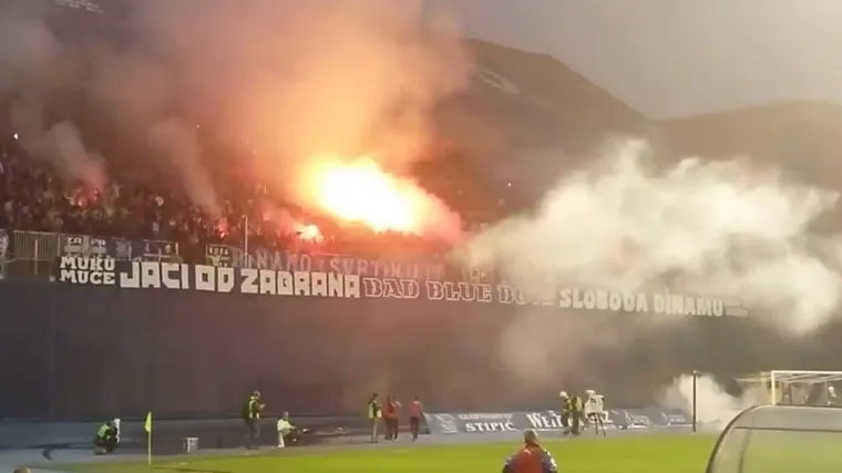 'Neodigrani derbi, prosvjed protiv gube... pa četiri puta jezik za zube!!!'