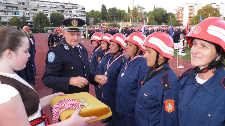 Međimurski vatrogasci iz Istre donijeli tri pehara