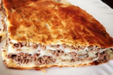 Napisali bismo "burek s mesom", al' onda bi započeli svađu...