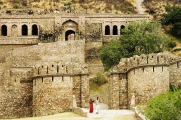 Čak su i vlasti zabranile ulazak u Bhangarh poslije sumraka