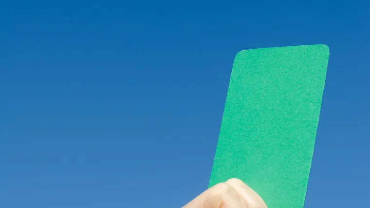 Na nogometnoj utakmici prvi put u povijesti dodijeljen zeleni karton