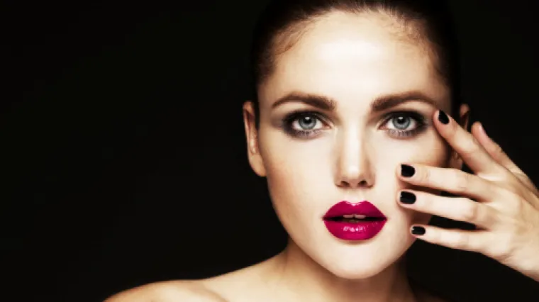 Jesen na licu: Isprobajte ove žarke boje