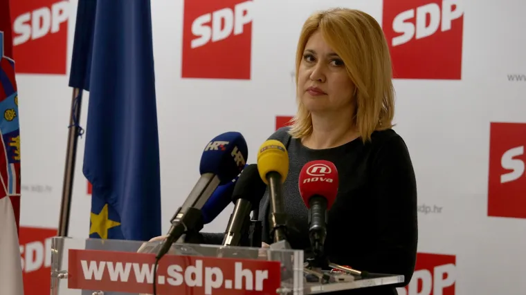 SDP i HNS osudili aktiviste protiv pobačaja: 'Imamo pravo sumnjati da su podaci o ženi do&scaron;li iz same bolnice'