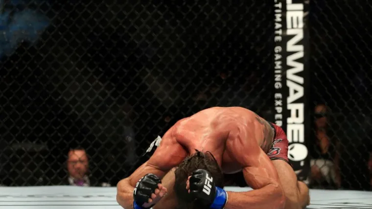 UFC borac preminuo nakon nekoliko dana provedenih u komi