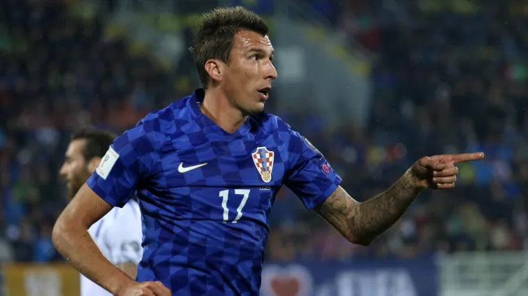 Hrvatska sa &scaron;est golova razbila Kosovo: uz Mandžin hat-trick do nova tri boda