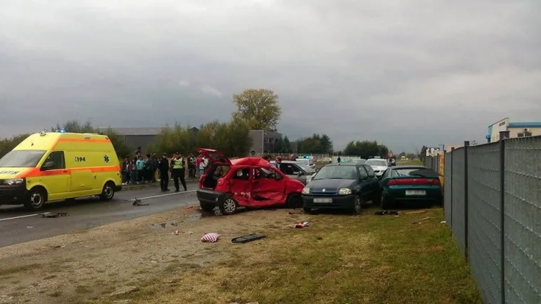 Sudarila se četiri automobila, vi&scaron;e osoba ozlijeđeno