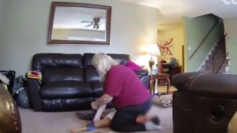 Uznemirujuća snimka: kamera snimila dadlju kako fizički i psihički matretira dječaka s posebnim potrebama