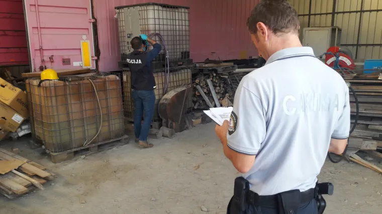 Kod Đakova otkrivena ilegalna tvornica za pranje plavog dizela: državu o&scaron;tetili za milijune kuna