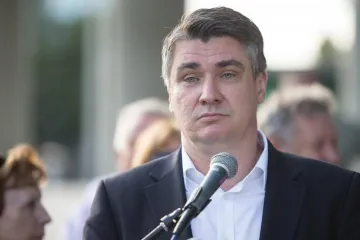 Bivši premijer je u potrazi za poslom otišao čak do Tirane