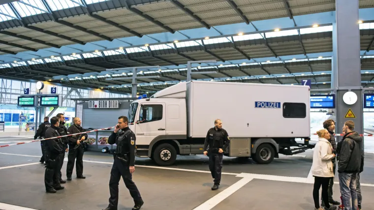 Nijemci i dalje tragaju za odbjeglim Sirijcem: moguće je da nosi eksploziv i sprema napad