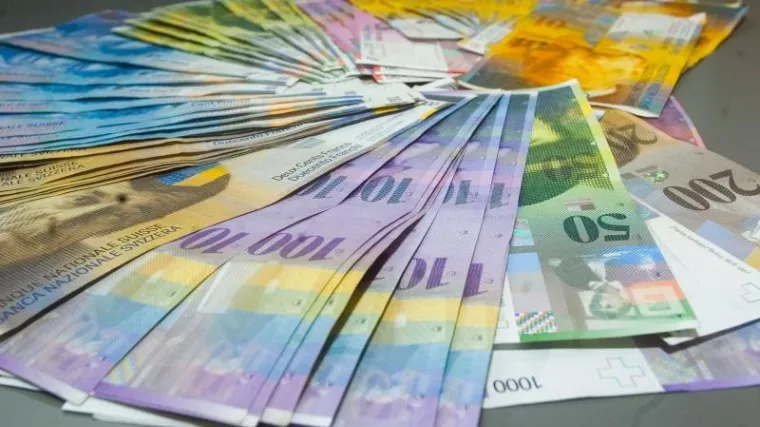 U Srbiji pravomoćno raskinut prvi ugovor za kredit u 'švicarcu' - dužnik plaća četverostruko manji iznos