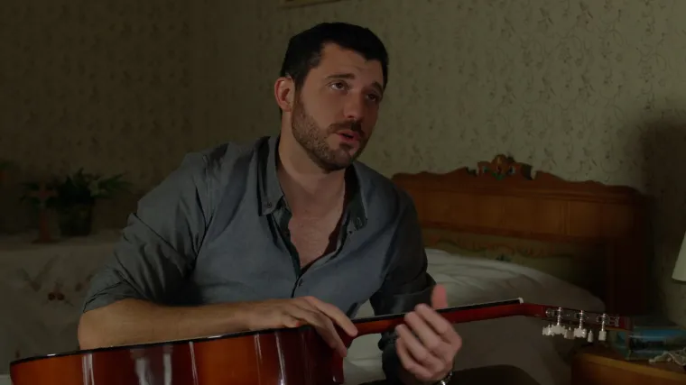 Ana i Petar se tijekom pisanja pjesme sve vi&scaron;e zbližavaju (Zlatni dvori)