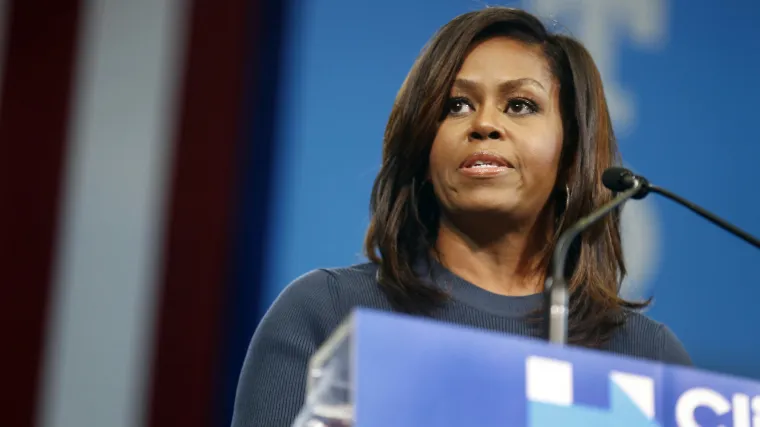 Michelle Obama ljutito napala 'sramotnog' Trumpa i njegove seksualne ispade, on niječe optužbe
