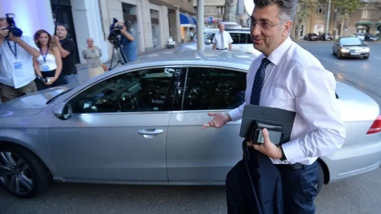 U novoj Vladi zasad sigurni samo Krstičević i Stier