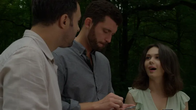 Ana i Martina zbog Petra i Ivana insceniraju napad na Martinu (Zlatni dvori)