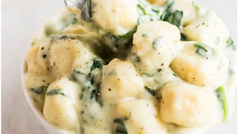 Brzinski ručak: Kremasti njoki sa &scaron;pinatom i parmezanom