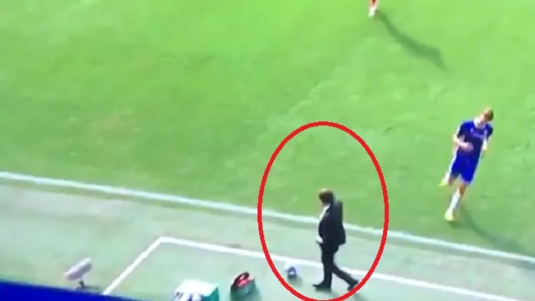 Pogledajte briljantan potez kojim je trener Chelseaja odu&scaron;evio Stamford Bridge