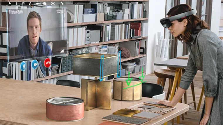 Microsoft počeo se prodajom HoloLensa u Europi