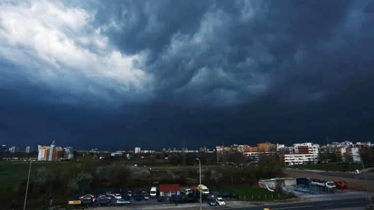 Prijeti nam opasno grmljavinsko nevrijeme, a ki&scaron;a će nas pratiti i idući tjedan
