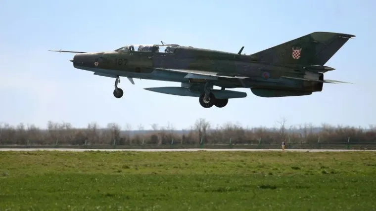 U Sinju obilježena 26. godi&scaron;njica prve postrojbe HRZ-a: javnost je opet mogla vidjeti i sporne MIG-ove