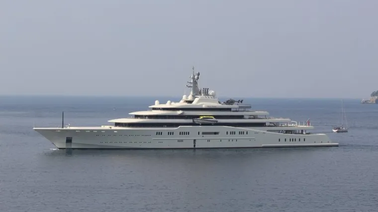 Roman Abramovič mjesecima besplatno sidri jahtu pokraj Dubrovnika