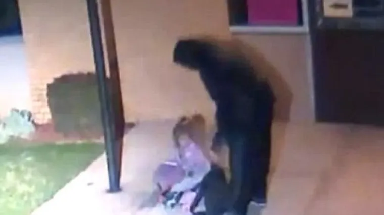 Bezosjećajni otac ostavio 5-godi&scaron;nju kćer da spava vani na temperaturi ispod nule