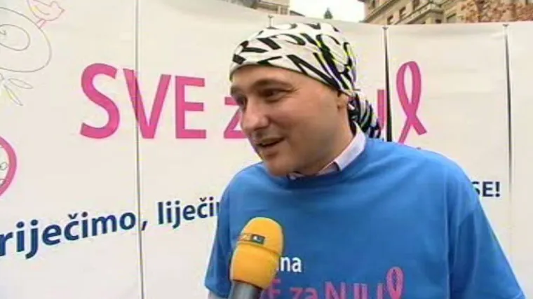 Poznati se solidalizirali sa ženama oboljelima od raka: &Scaron;imle&scaron;a obrijao glavu i poslao jasnu poruku!